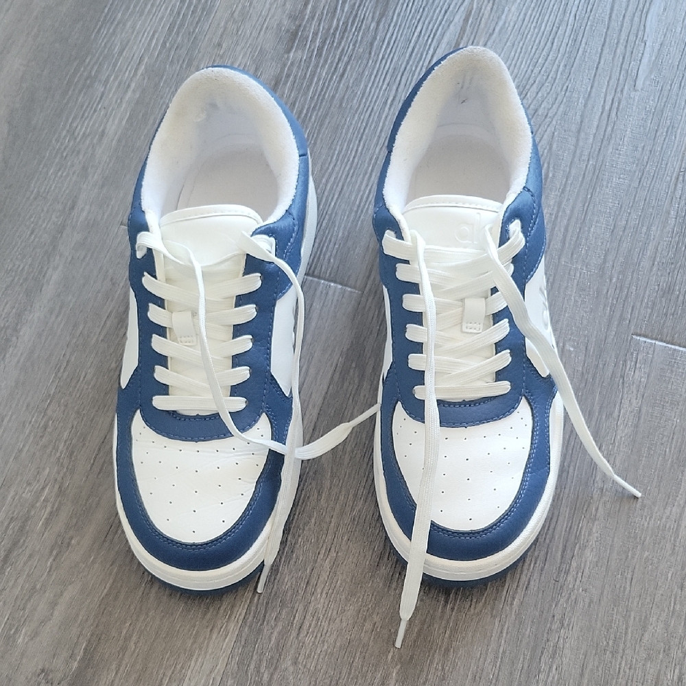 ALOHA Collection Blue and White Kids Sneakers